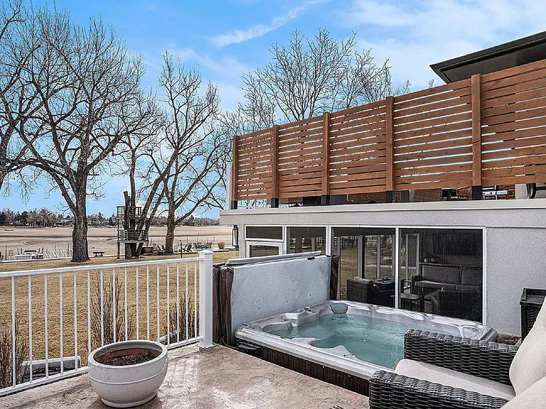 2730 Logan Dr — Photo 11