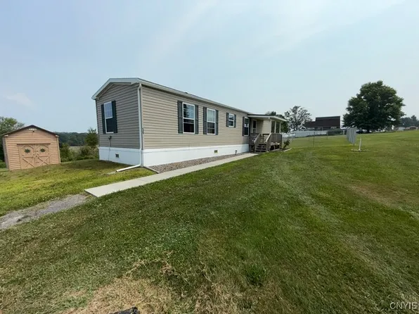 456 Manwaring Rd, Pulaski, NY 13142