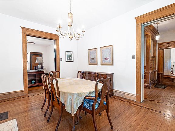 5th image of 3538 Halliday Ave