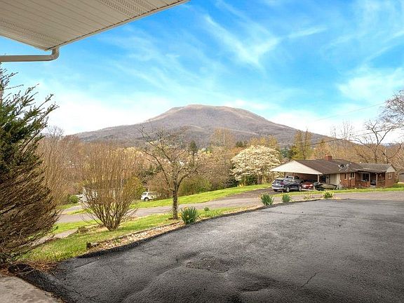 2nd image of 328 Crile Ln