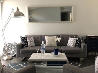 19022 Drycliff St, Santa Clarita, CA 91351
