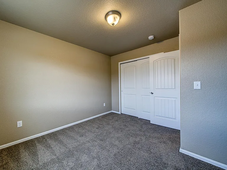 7685 Forest Meadows Ave — Photo 26