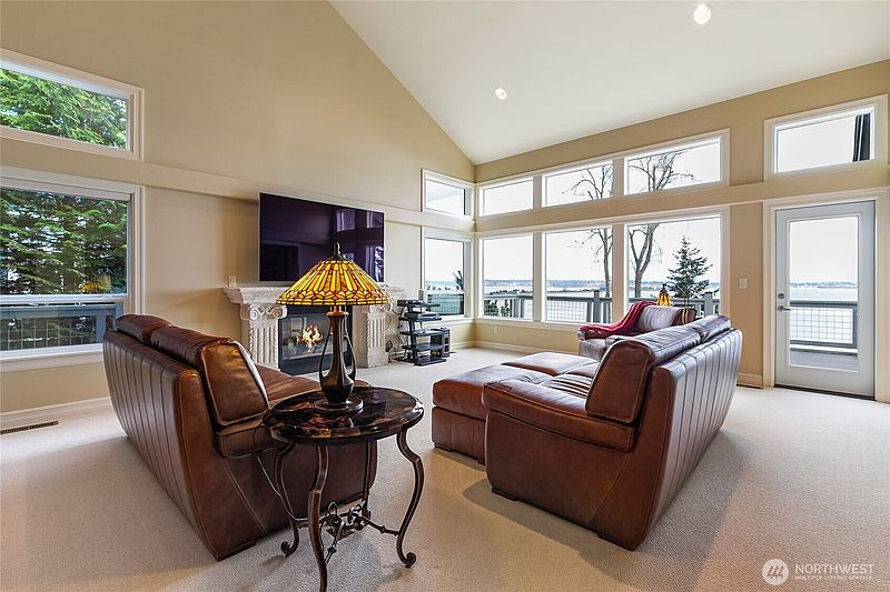 4th image of 9144 Aerie Lane #8