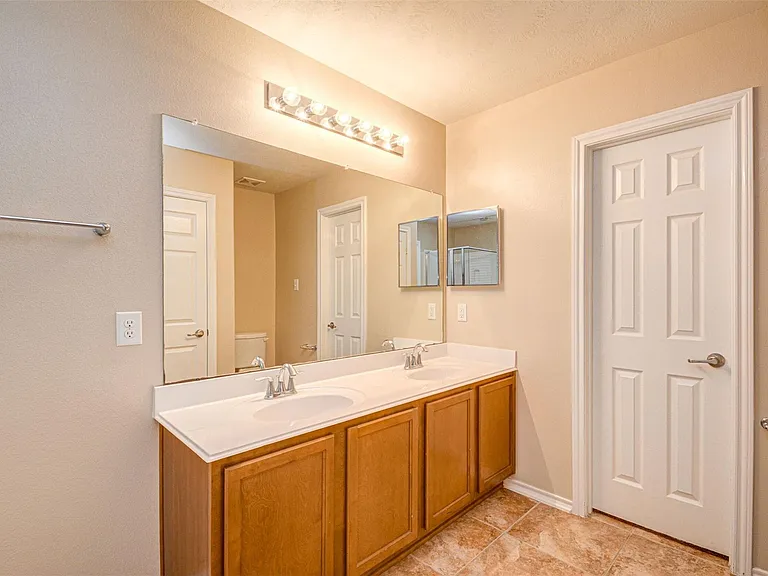 23 Fairlee Ct — Photo 33