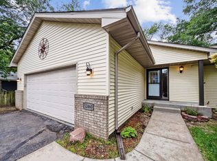 12460 Flintwood St NW, Coon rapids, MN 55448