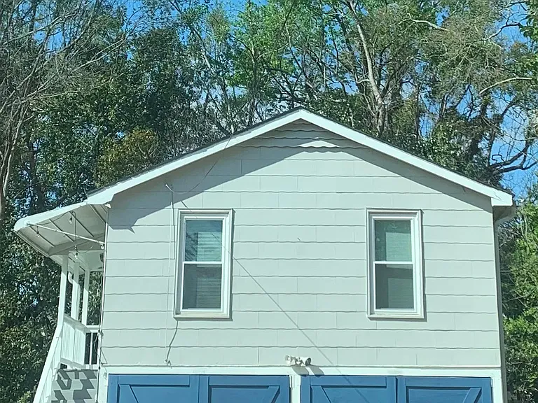 726 E College Ave — Photo 2