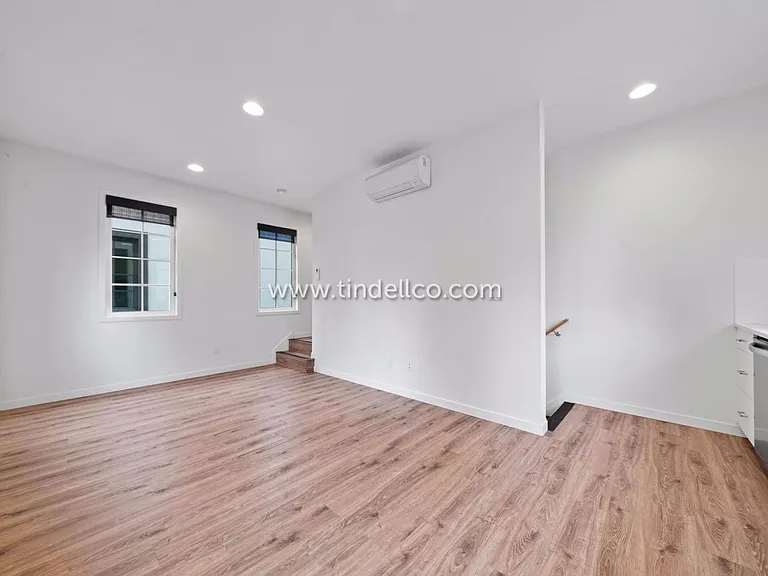 1114-1118 SE Lincoln St — Photo 11