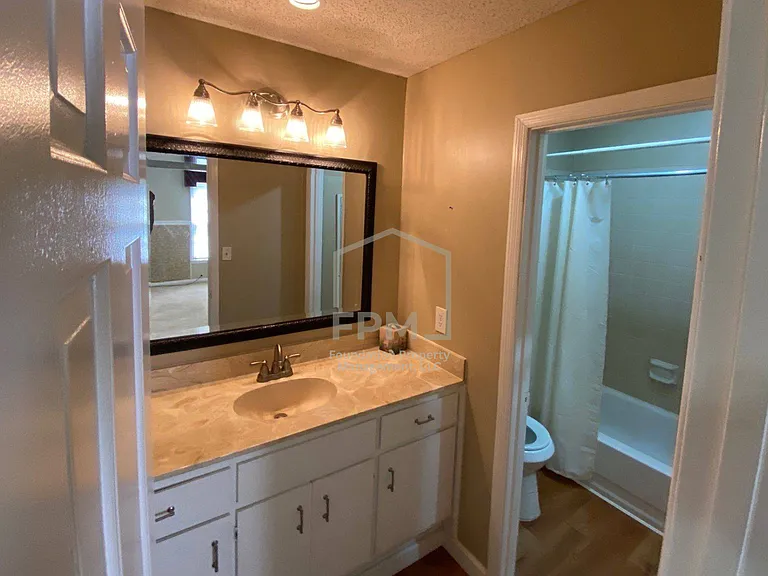 3656 Haughton Ln #1 — Photo 15