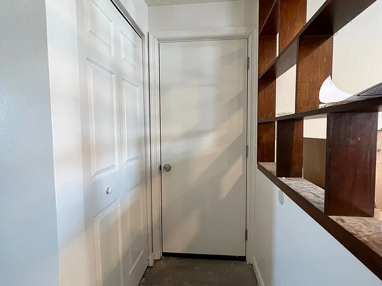 100 Boxwood Rd — Photo 8