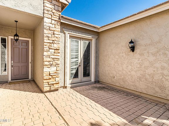 2nd image of 1380 N Wildflower Dr