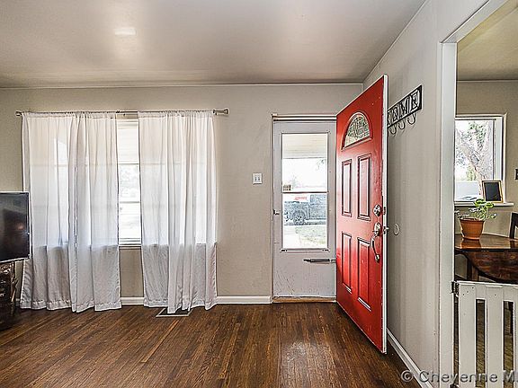 2nd image of 3525 Bradley Ave
