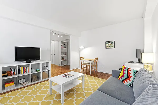 Sold by Compass | media 2