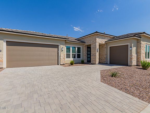 2nd image of 5120 E PADDOCK Place