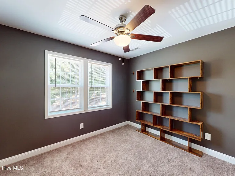203 S Pine St — Photo 10