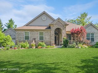 449 Prairieview Dr, Geneva, IL 60134
