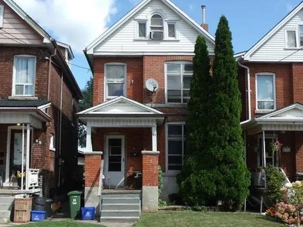 47 Nightingale St, Hamilton, ON L8L 1R7