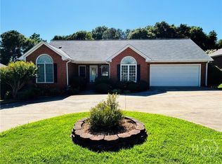 740 Saint Ives Lane, Athens, GA 30606