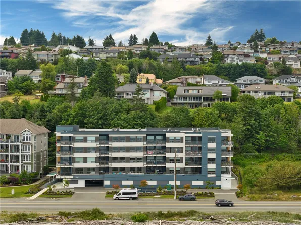 536 Island Hwy S #404, Campbell River, BC V9W 2C1