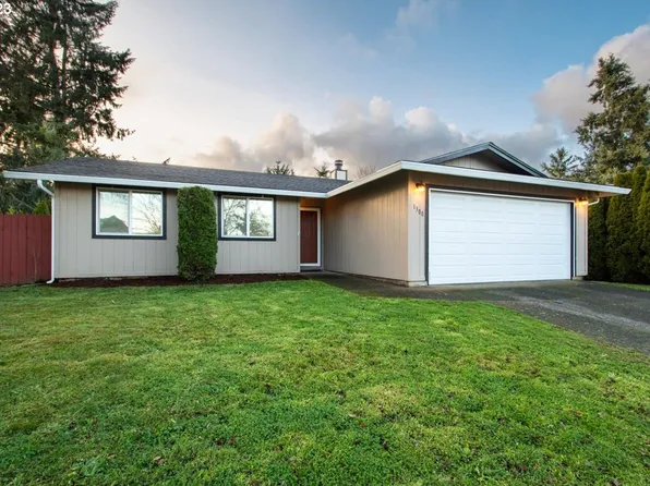 1300 SE Briarwood Dr, Vancouver, WA 98683