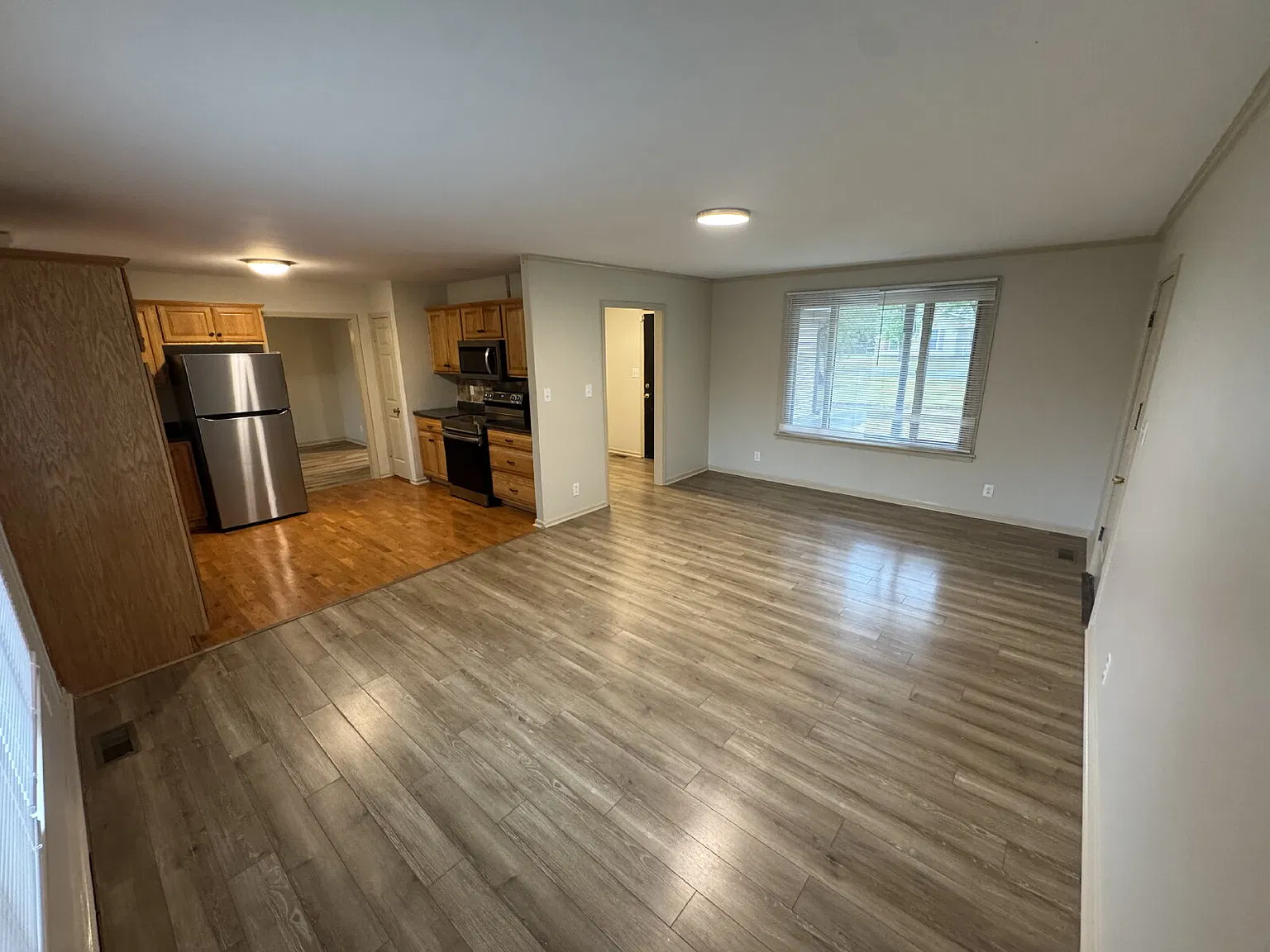 3 bed, 2.0 bath, 1743 sqft, $1,495 — Photo 3