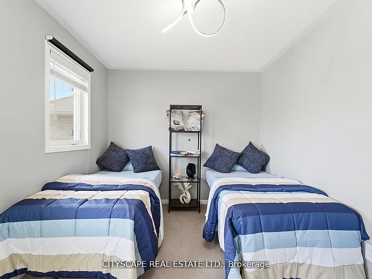 305 Gleave Ter — Photo 25