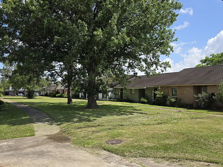 7167 Chasewood Dr — Photo 26