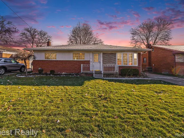 28230 Suburban Dr, Warren, MI 48088