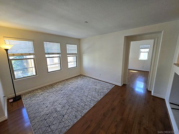 4th image of 7554 Camino De La Rosa