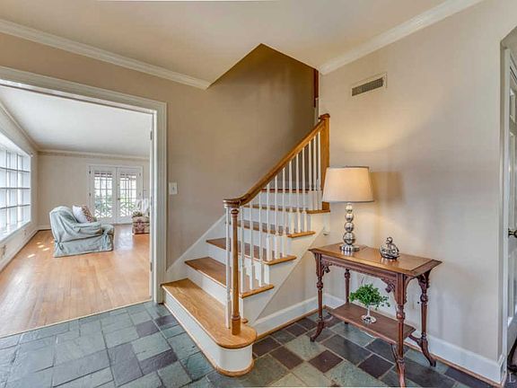 4th image of 3135 Sedgewick Dr