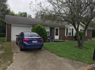 27 Kingsbury Ln, Cynthiana, KY 41031