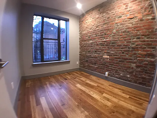 Rented by Brooklyn Group | media 17