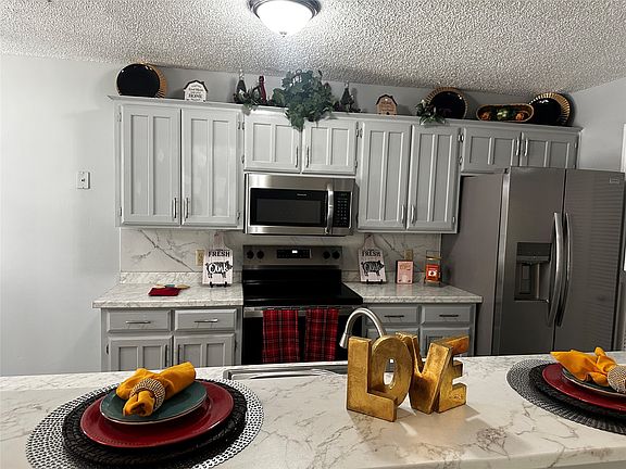 5th image of 5218 Wild Horse Ct