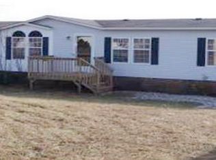 3699 Silver St, Claremont, NC 28610