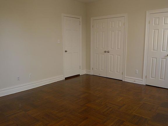 5th image of 4760 39th Pl APT 2C
