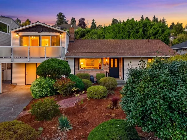 12116 Shorewood Drive SW, Burien, WA 98146