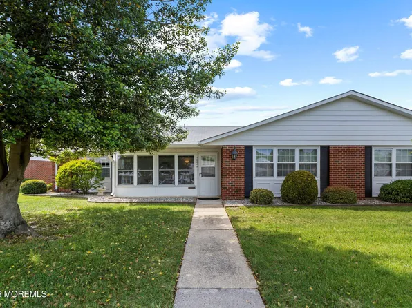 1022A Shetland Drive, Lakewood, NJ 08701