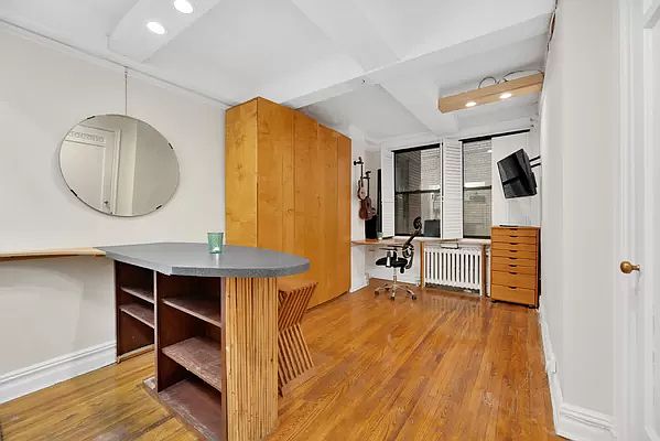 1st image of 457 W 57th St #508