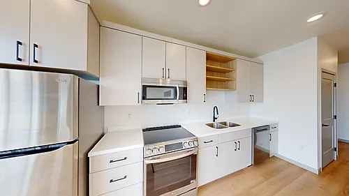 2300 S Lorraine Pl #408 Photo 1