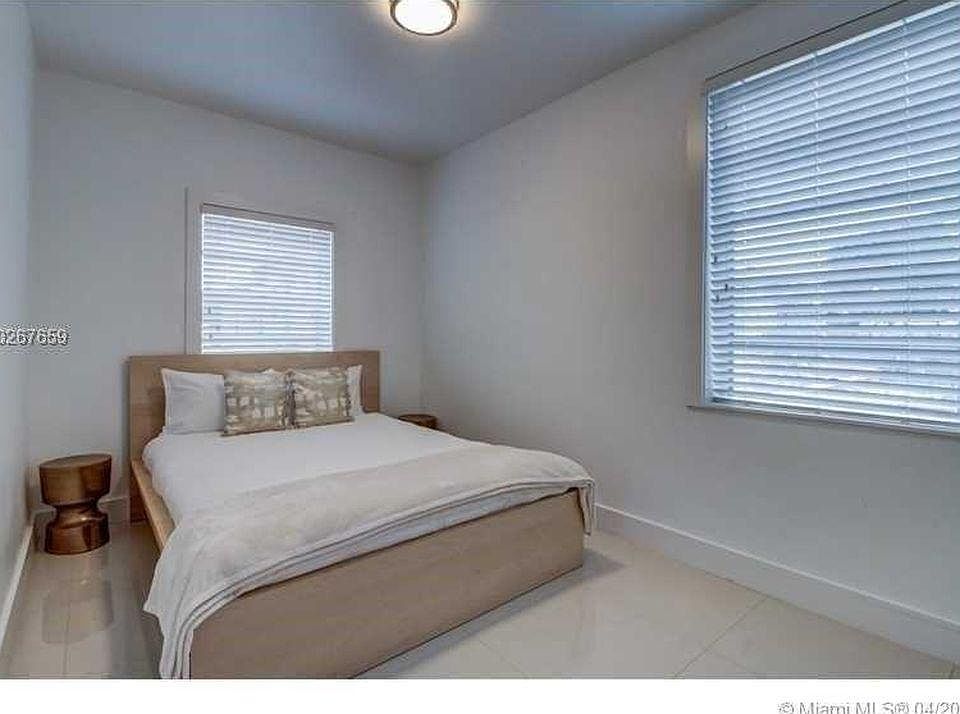 1st image of 356 W 46th St APT 6