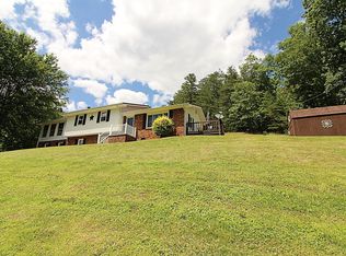 712 Rattlesnake Rdg, Grayson, KY 41143