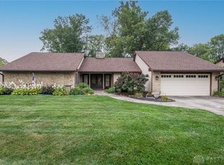 9198 Woodstream Ln, Dayton, OH 45458