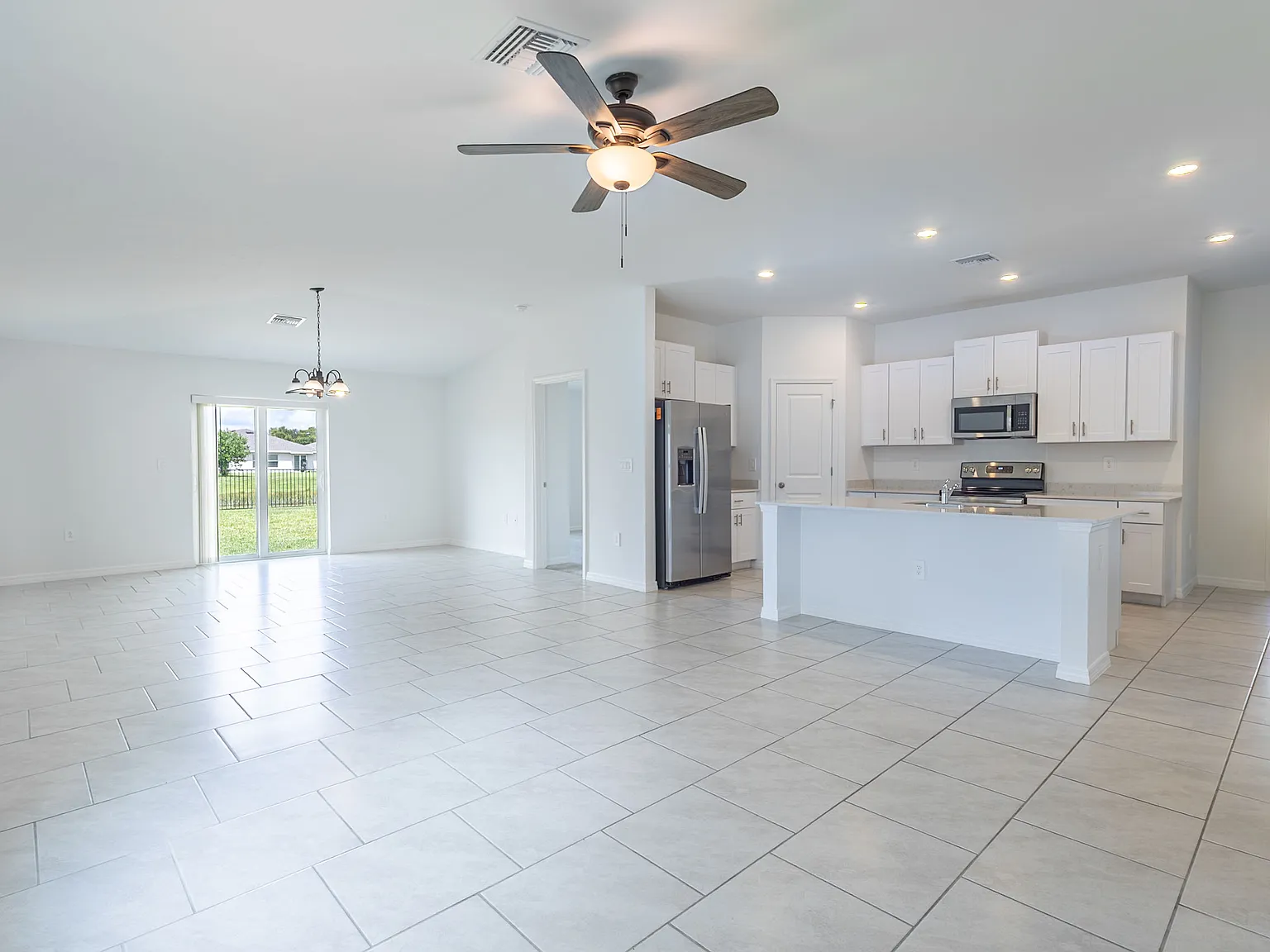 12202 Amber Waves Rd — Photo 3