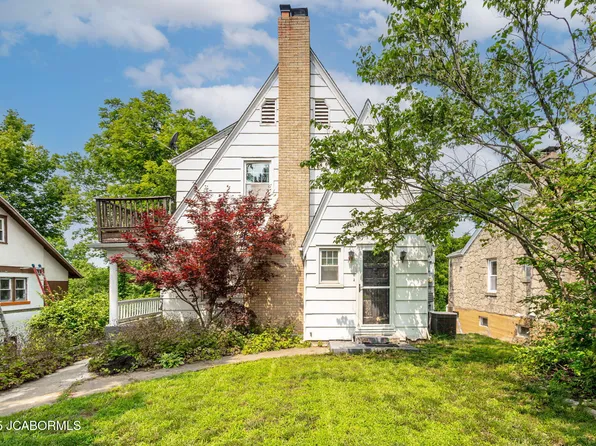 1722 Green Berry Rd, Jefferson City, MO 65101