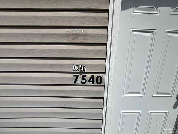2nd image of 7540 Blackjack Cir