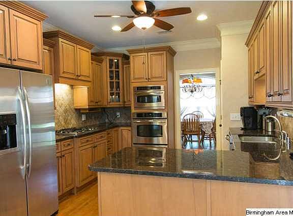 3rd image of 131 Bent Creek Dr