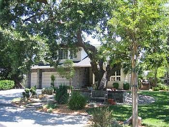 1st image of 18570 Castle Hill Dr