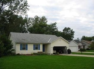 71 Emerson Ave, Berea, OH 44017