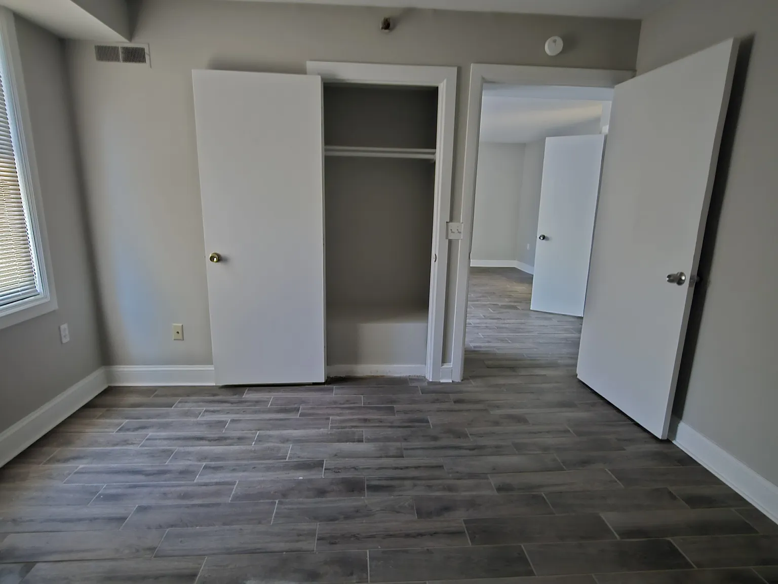 1 bed, $1,400 — Photo 2