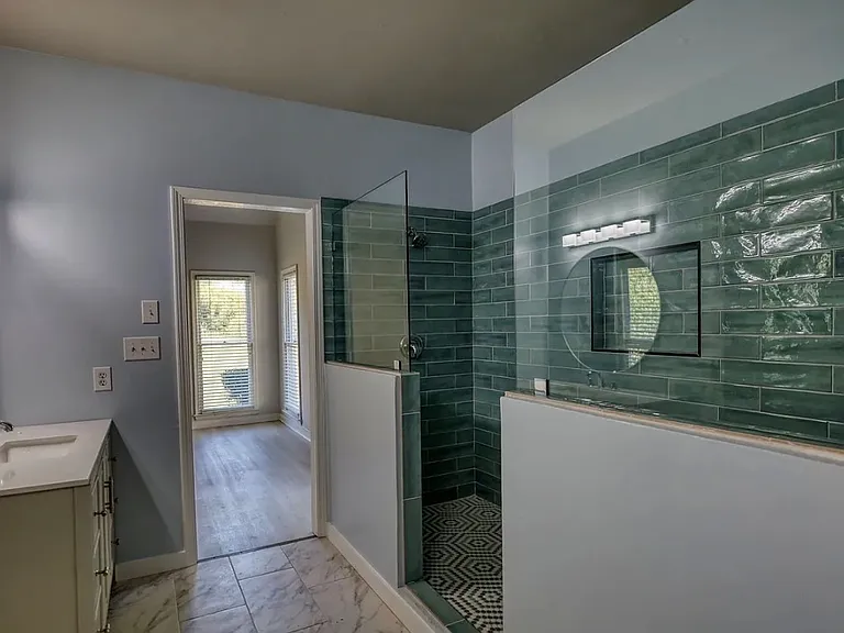 2111 Highland Club Dr SE — Photo 16