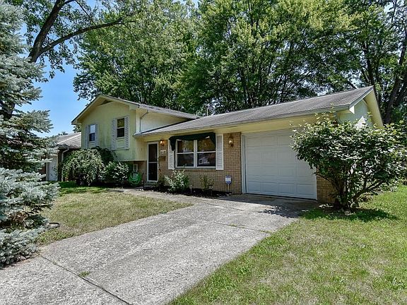 2nd image of 446 Canterwood Ct